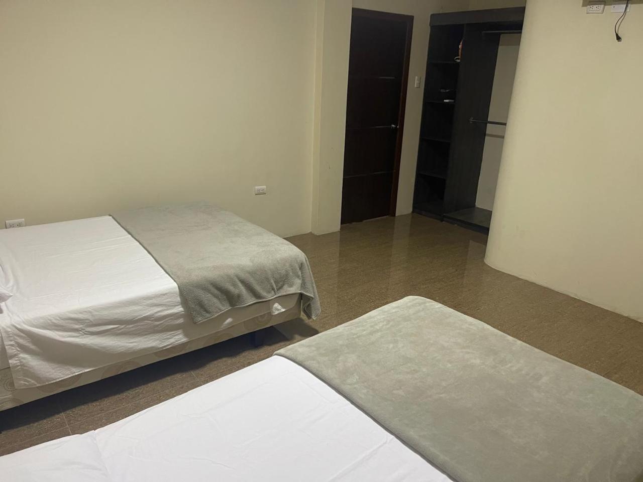 Kicker House Apartman Puerto Baquerizo Moreno Kültér fotó