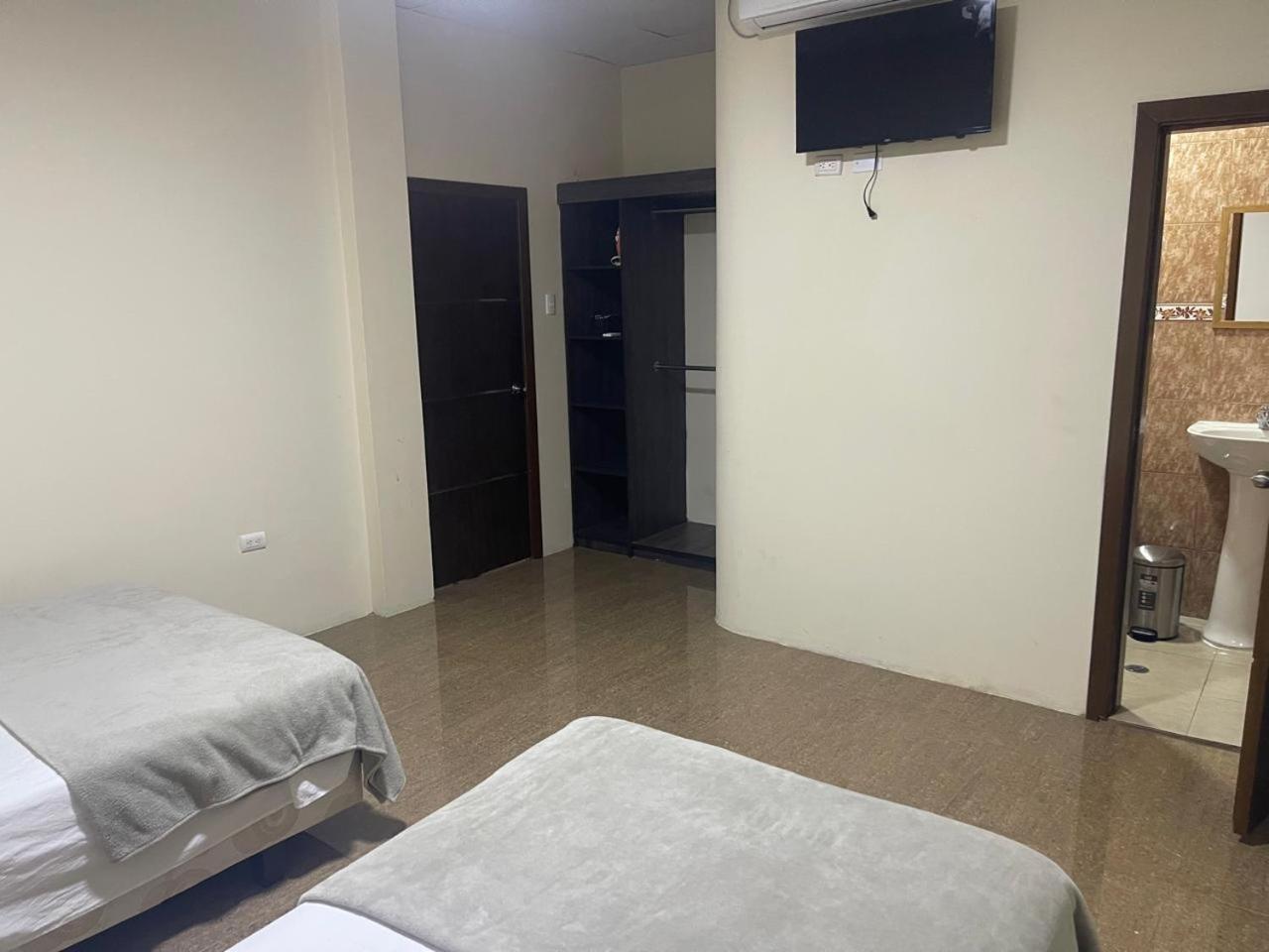 Kicker House Apartman Puerto Baquerizo Moreno Kültér fotó